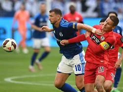"Nehmen wir mit": Schalke und Elversberg kämpfen sich zum Remis