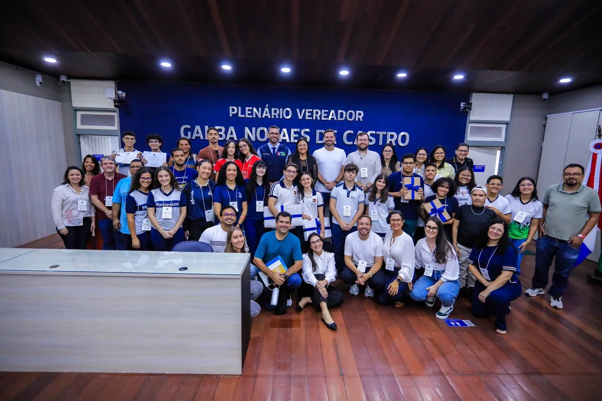 'Na Tribuna': Alunos são premiados em iniciativa da Câmara sobre leis e direitos