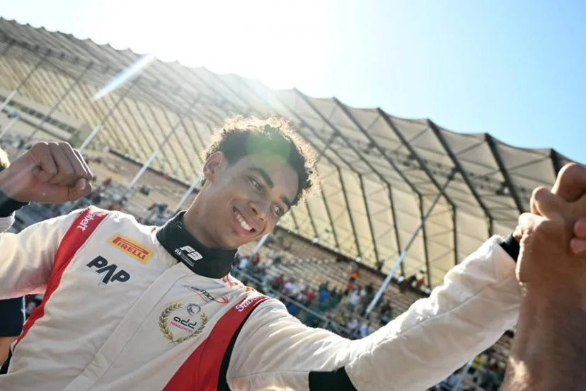 Ugo Ugochukwu sacré champion de F3 dans la finale de la saison à Madrid, le Français Théophile Naël 5e
