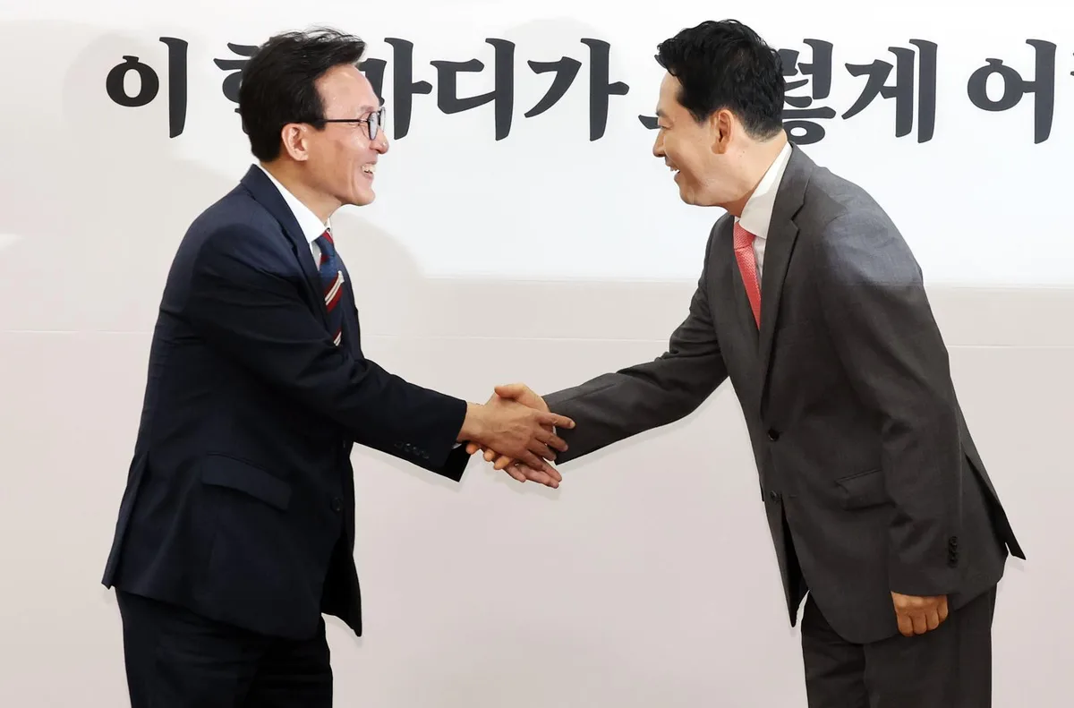 김민석·장동혁 첫 회동…‘수시 대화’엔 공감대, 대법원장·부동산 등 ‘현안’엔 신경전