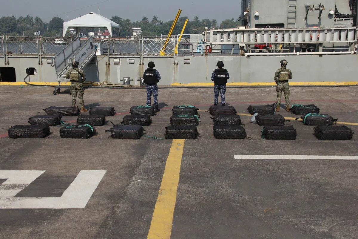 Narco ‘sale corto’ con las cuentas: Pierde 340 mdp tras incautación de cocaína en Michoacán