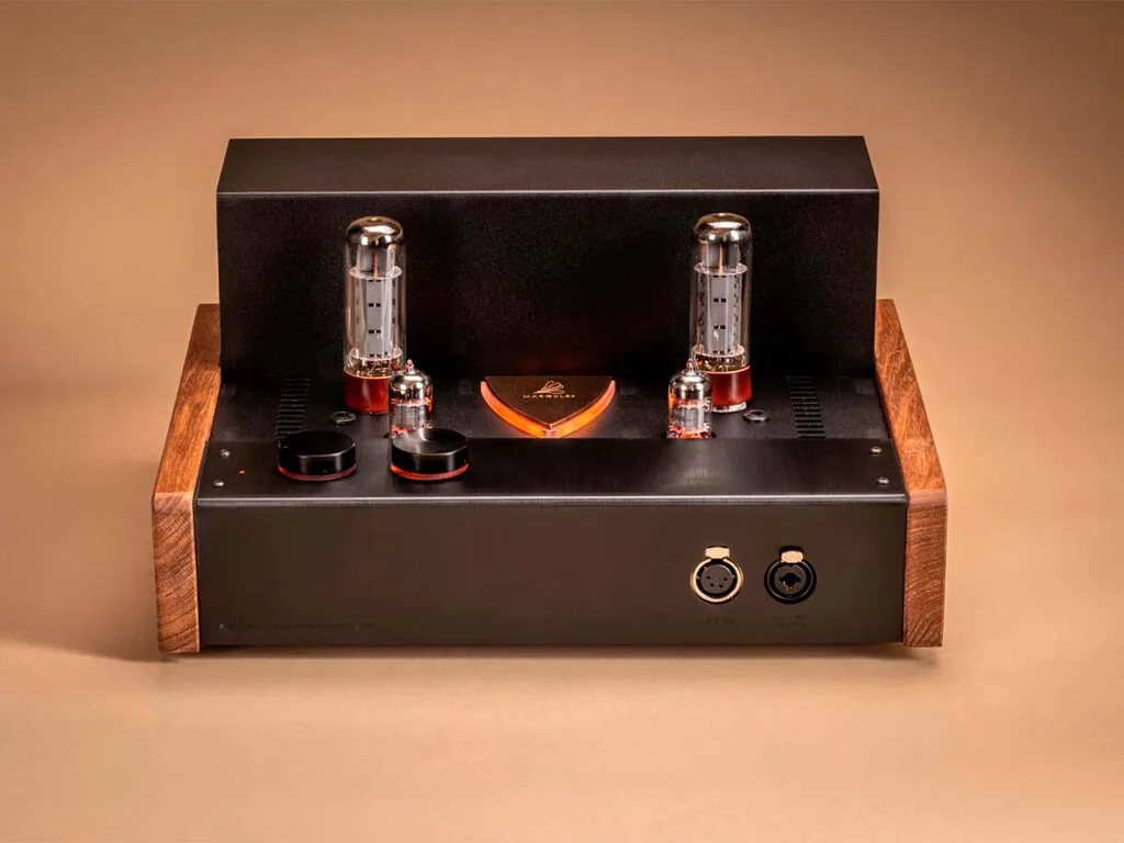 Parece una caja de villano de película, pero en realidad es un sistema de sonido para audiófilos: así son ORIA y U4 de Margules