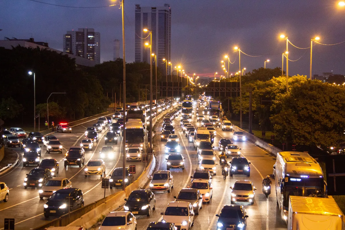Justiça dá 15 dias para Prefeitura de SP comprovar retomada de licitação de iluminação pública e reinclusão do Consórcio Walks