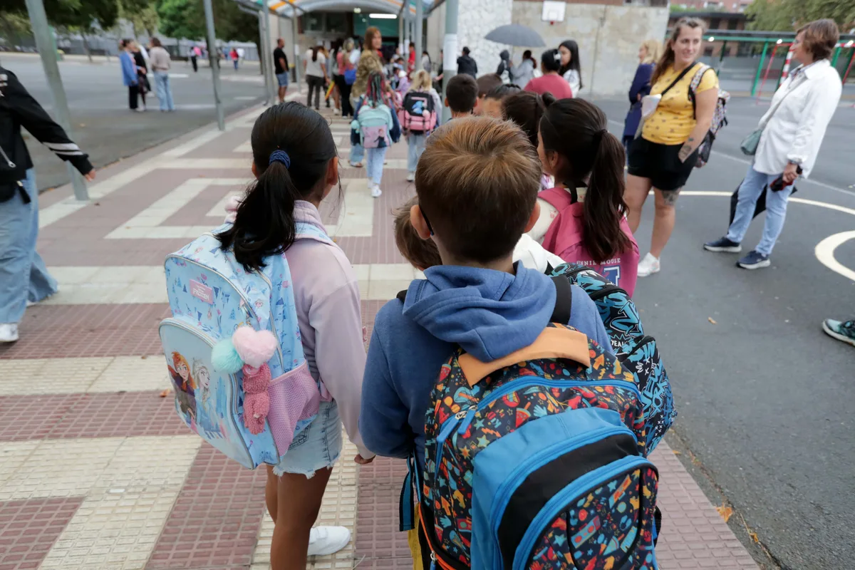 El curso escolar comienza con un sistema educativo al límite: huelgas, protestas docentes y conflictos en nueve autonomías