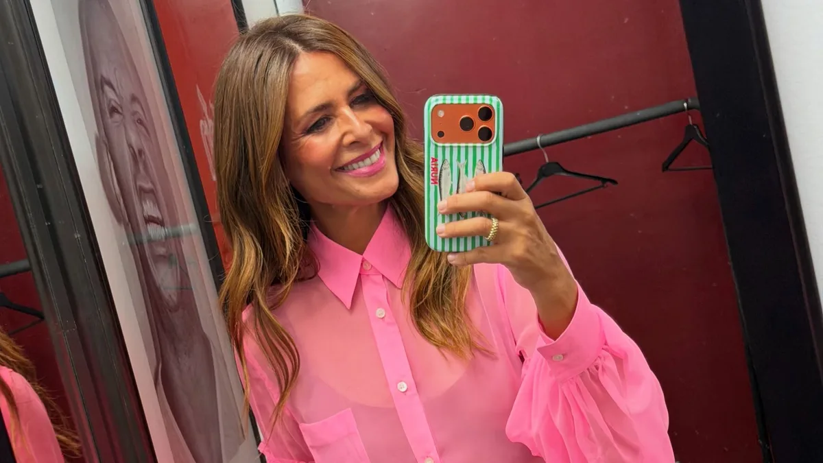 Nuria Roca y Tamara Falcó coinciden con sus looks en su regreso a 'El Hormiguero': dos blusas para dos estilos diferentes en su vuelta al programa