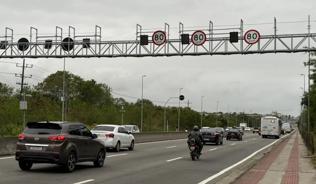 Após acidente, radares da Rodovia das Paneleiras estão desligados