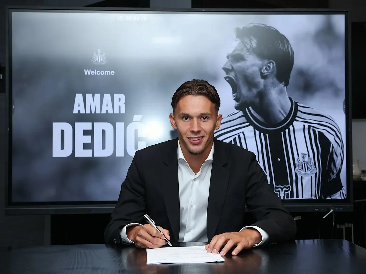 Oficial: Amar Dedic deixa o Benfica e ruma ao Newcastle por 35,9 milhões de euros