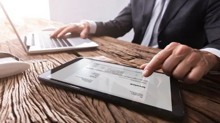 Umfrage: Wie läuft die E-Rechnung in der Praxis?