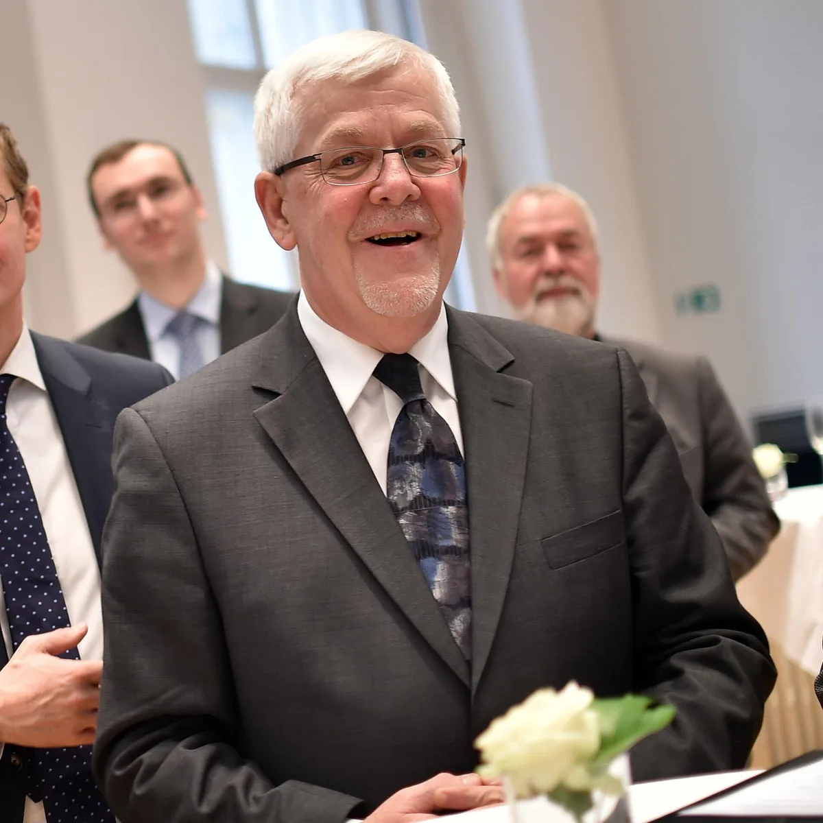 Mitgründer der SDP - Pfarrer und DDR-Bürgerrechtler Martin Gutzeit gestorben