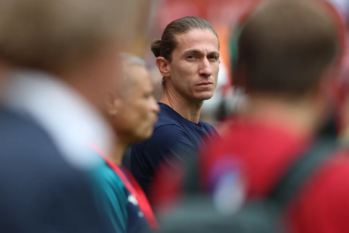 Filipe Luís quer convencer no Monaco para se consolidar como técnico na Europa