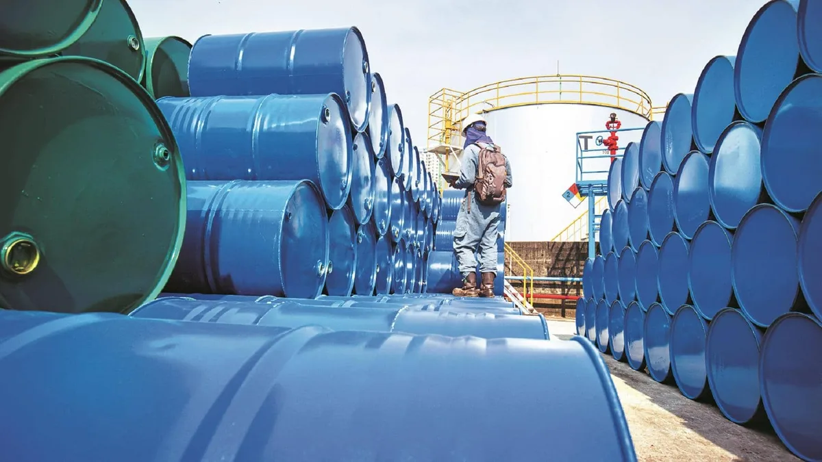 High crude leaves OMCs losing ₹530 crore a day on fuel sales: Icra