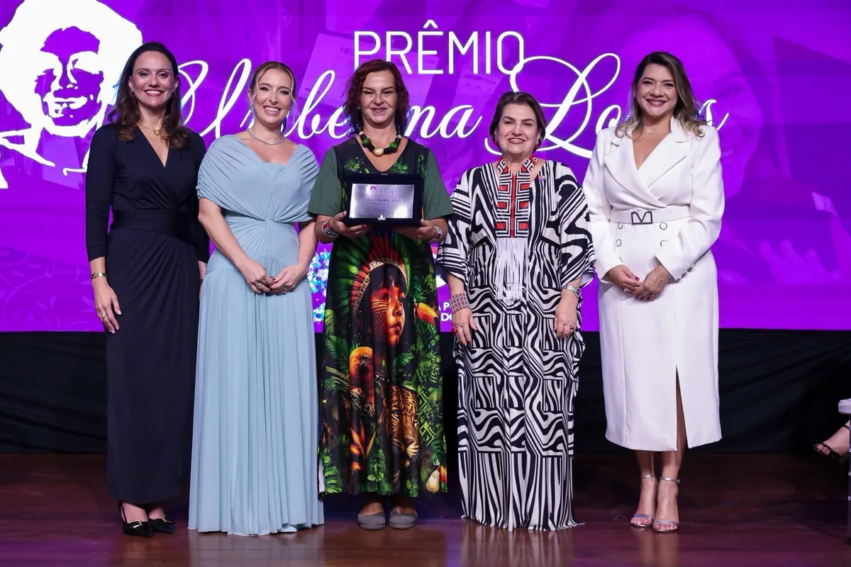 Defensora de Roraima recebe prêmio nacional por criação de protocolo para atendimento a mulheres vítimas de violência