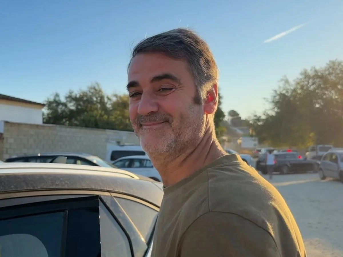 Jesulín de Ubrique responde con una sonrisa a las informaciones de que está molesto con su hija Juls