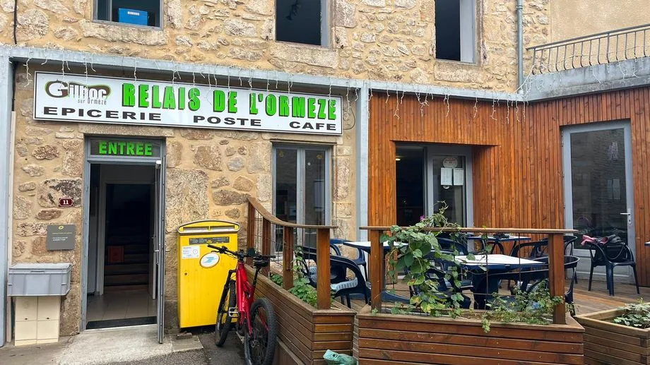 Ardèche : "sans notre relais, notre village va mourir", à Gilhoc-sur-Ormèze, la mairie cherche un repreneur