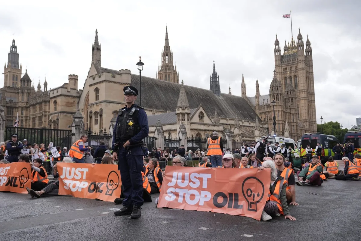 Just Stop Oil protest outside Parliament during Burnham’s first PMQs