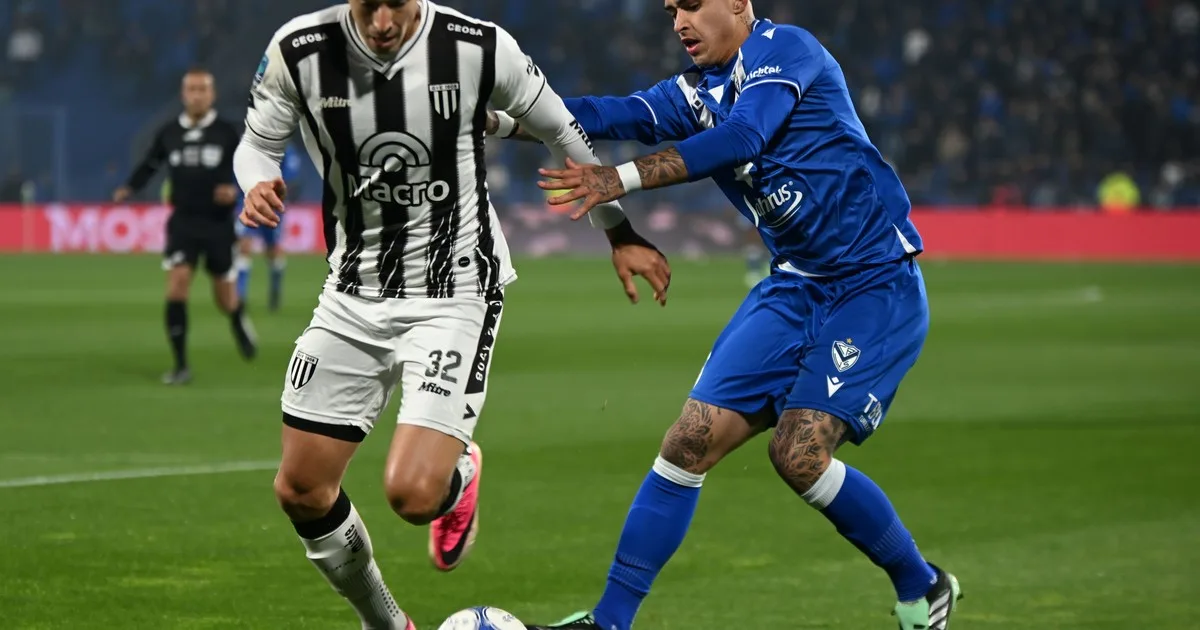 Vélez emparejó un partido que es de ida y vuelta