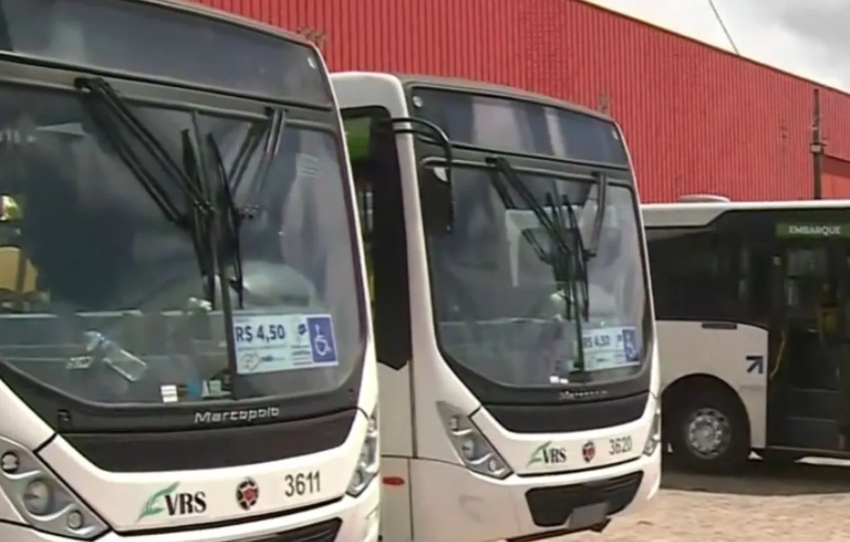 SMTT diz que ônibus da empresa que havia substituído a VRS vão continuar no sistema de transporte de Aracaju