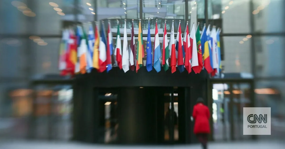 Reservas de gás da UE estão nos 62%, mas Bruxelas garante: "Não existe qualquer risco"
