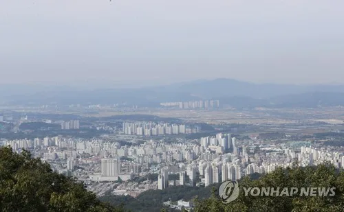 충북 대체로 흐리고 소나기…낮 기온 30∼33도