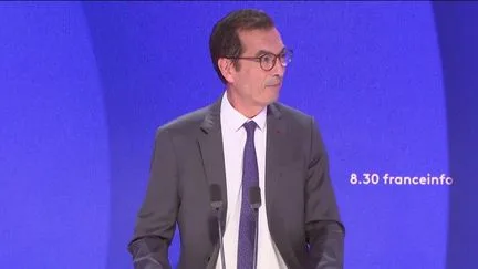 "J'en appelle à la solidarité des séniors" pour le budget 2027, lance Jean-Pierre Farandou, ministre du Travail et des Solidarités