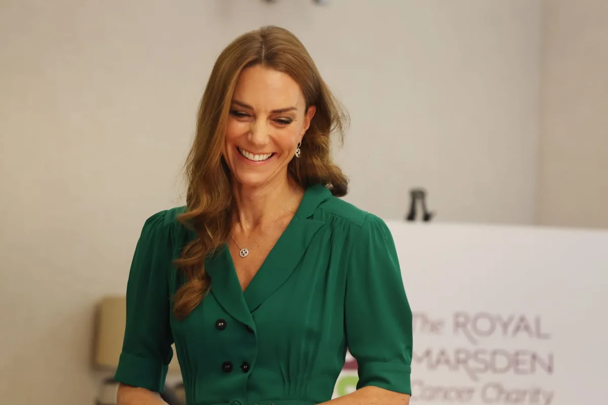 Kate returns to cancer hospital to say thank you for care she received
