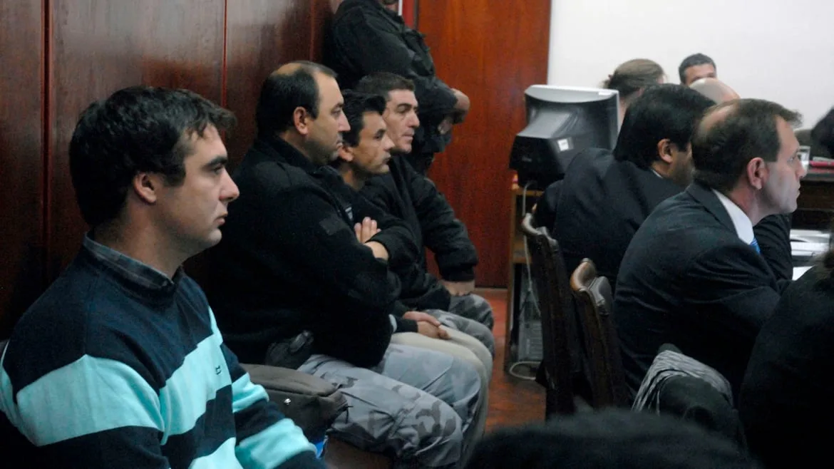 Cuádruple crimen de La Plata: absolvieron a Osvaldo “karateka” Martínez y condenaron a “La hiena” Quiroga