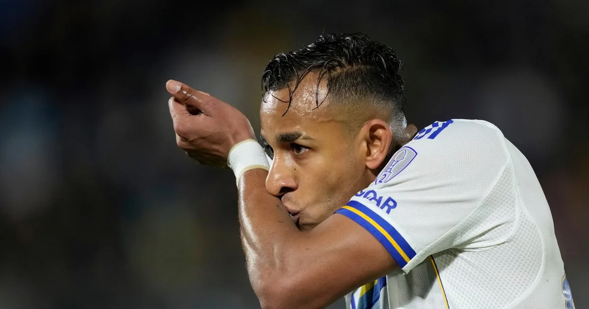 Video: el primer gol de Villa desde su regreso, con pedido de perdón a la gente de Boca y baile