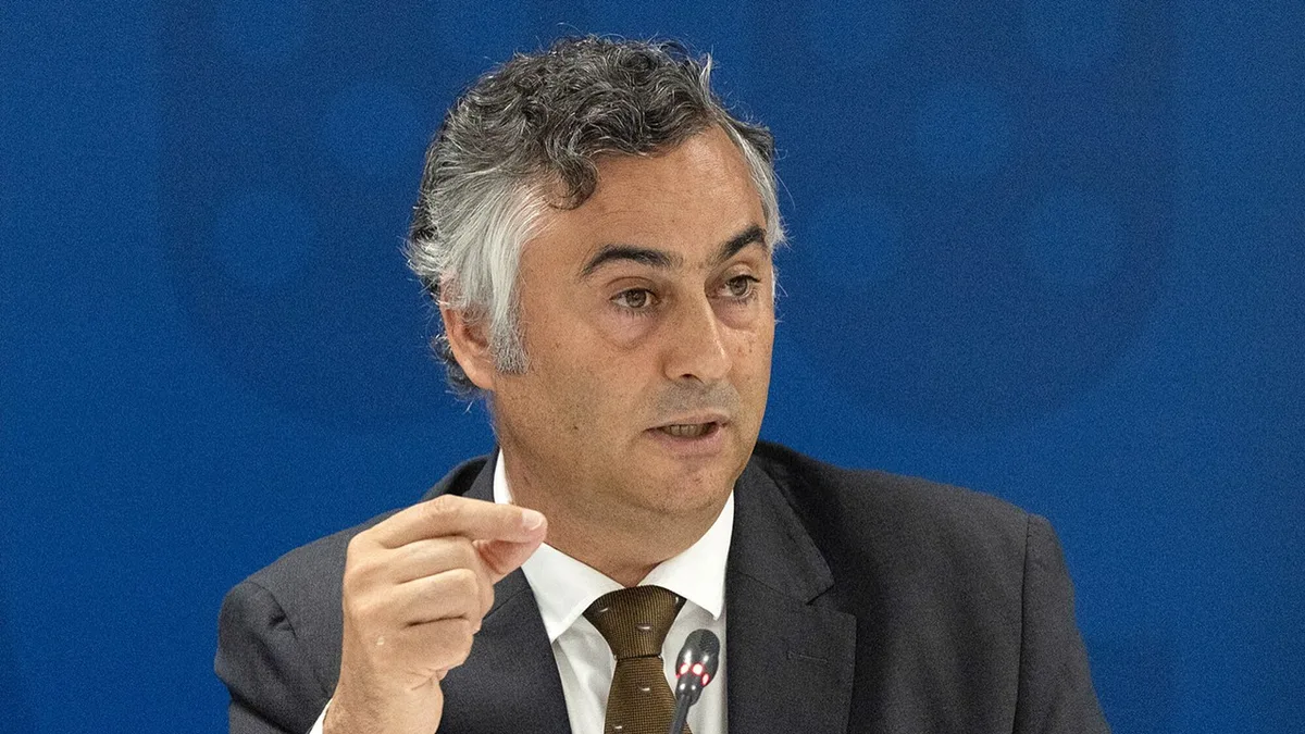 Processo de digitalização “estava bem concebido”, insiste Fernando Alexandre
