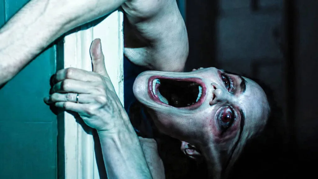 PERTURBADOR! Confira o sinistro trailer do terror ‘Family’