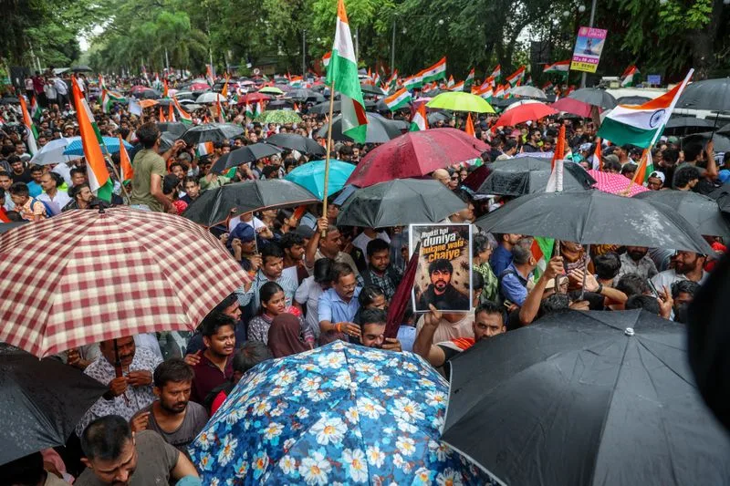 Bollywood actor Imran Khan asked to leave India after participating in protest, media says