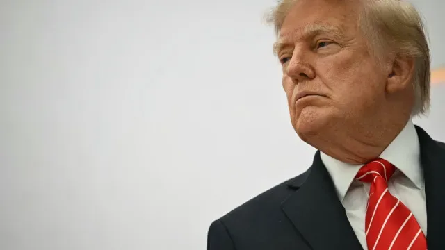 Trump republica crítica a Nobel da Paz: "Envergonhou a sua reputação"
