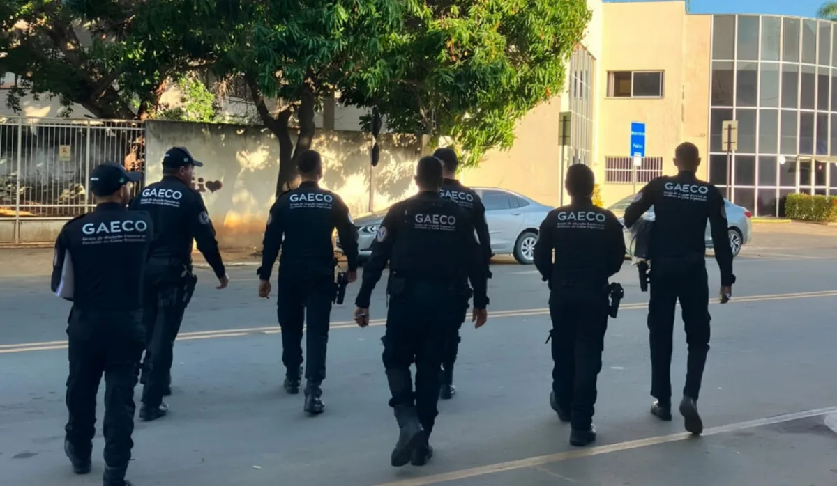 MPES faz buscas no ES para investigar fraude em indenizações do desastre de Mariana