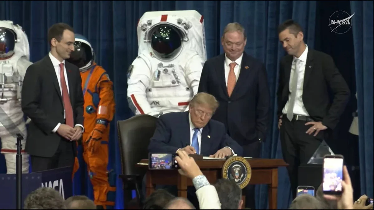 US to establish first space academy, expand "far beyond the Moon"