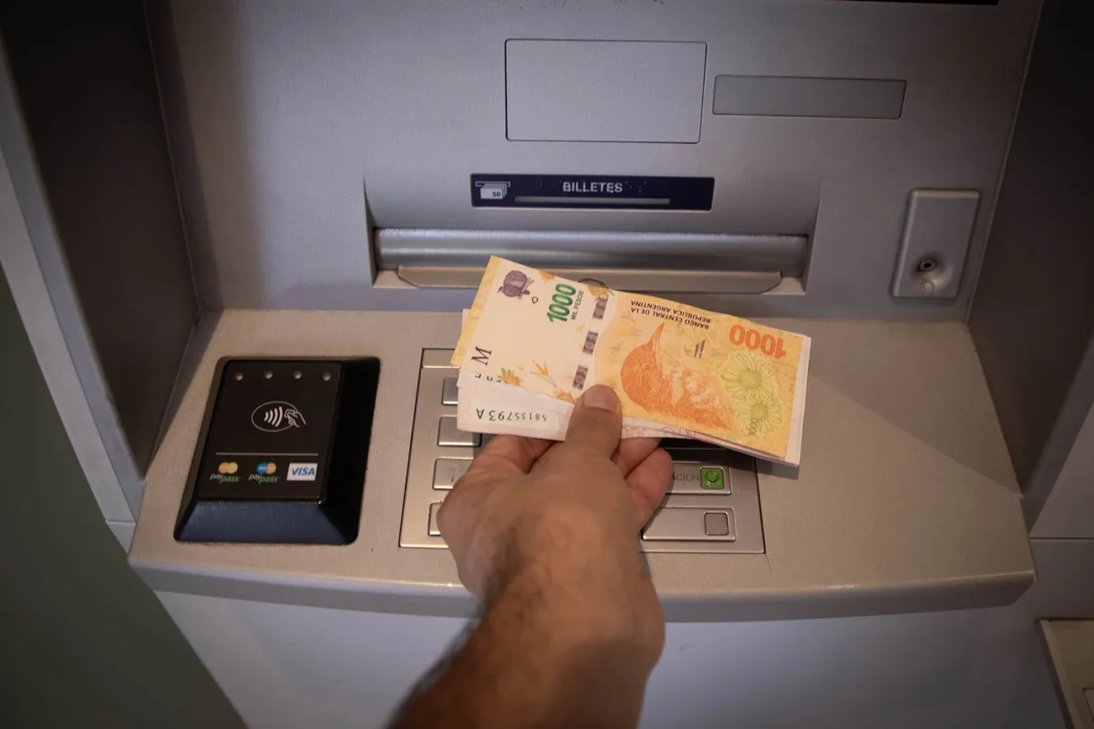 Por el cambio de hábitos, ya hay 672 sucursales bancarias menos que hace siete años