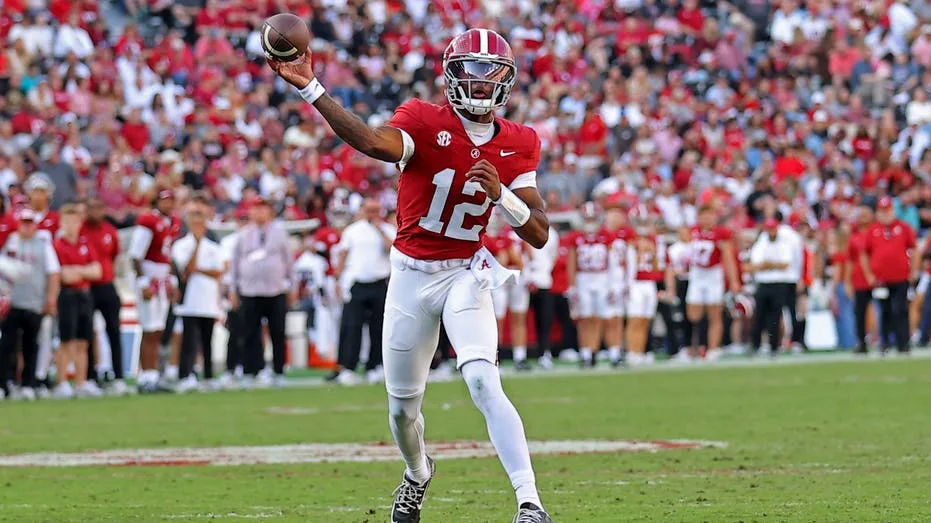Alabama vs Kentucky over 48.5 is the college football betting play as both offenses look strong