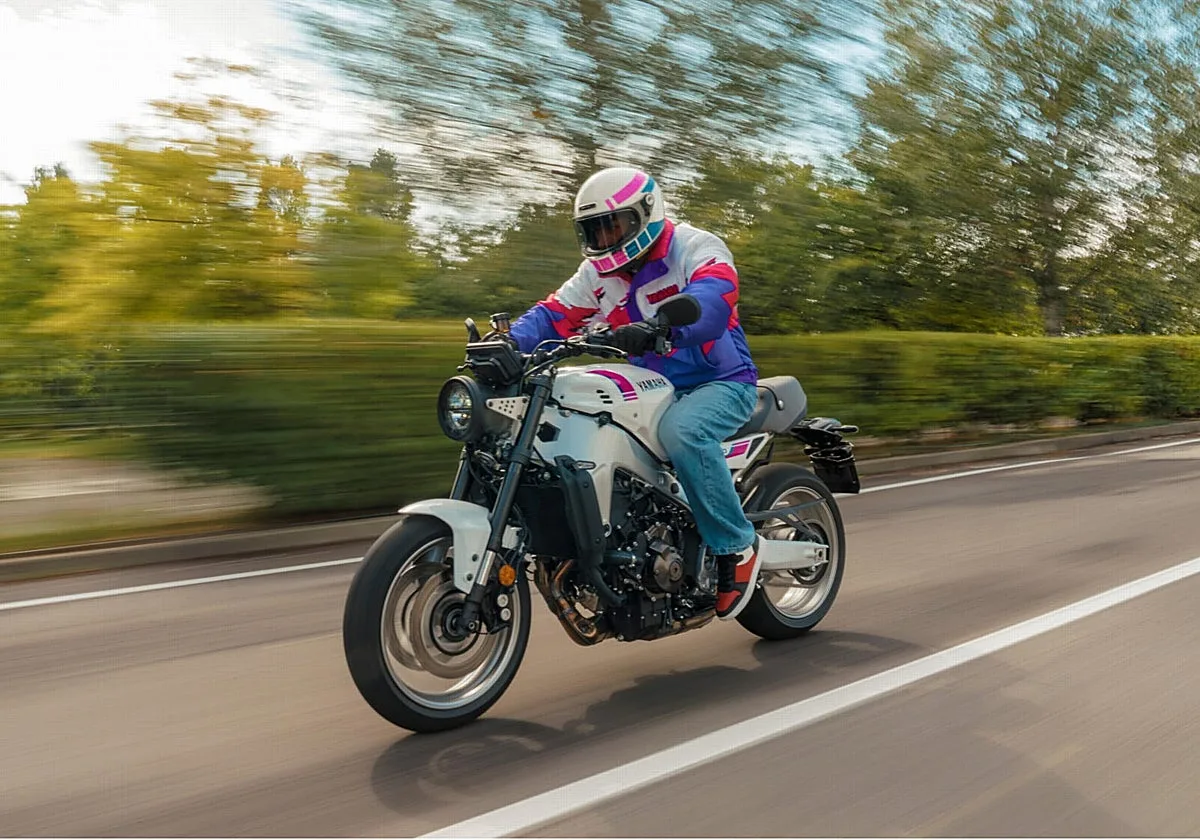La Yamaha XSR900 se viste de los años 90 para 2027