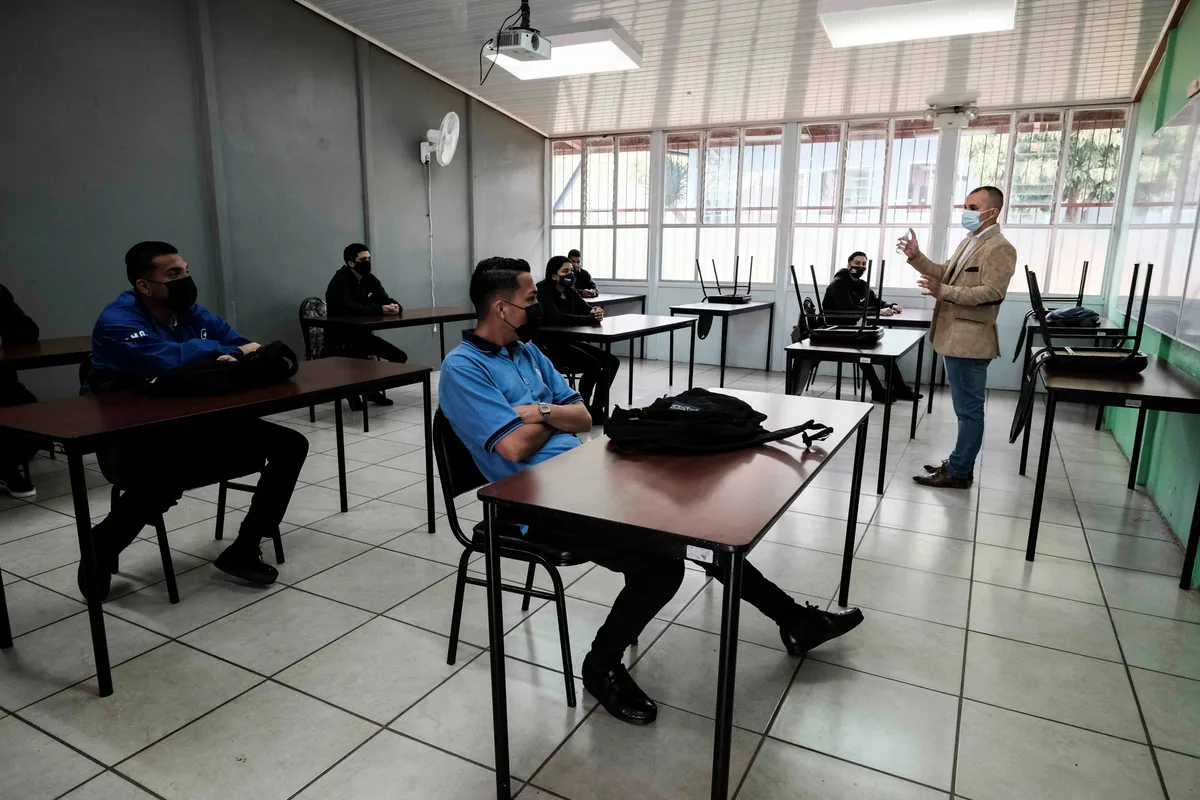 Las brechas educativas entre zonas rurales y urbanas de Costa Rica se ampliaron tras la pandemia, según estudio