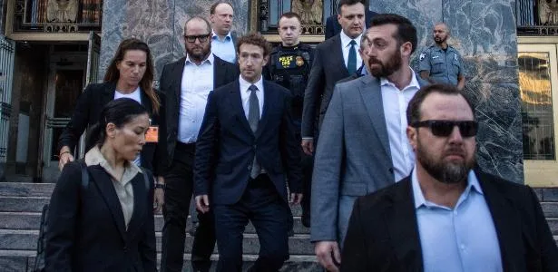 Acusada de viciar crianças, dona do Facebook fecha acordo de US$ 18 bilhões