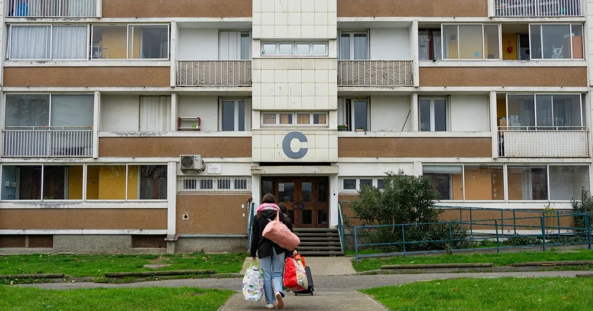 La France manque-t-elle vraiment de logements étudiants ? Entre résidences Crous saturées, promesses non tenues et crise locative, ce que révèlent les chiffres