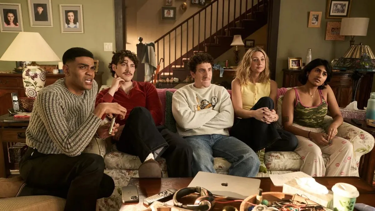 La serie heredera de ‘Friends’ y ‘Cómo conocí a vuestra madre’ que ha cambiado las reglas del juego: su segunda temporada se verá pronto en Disney+