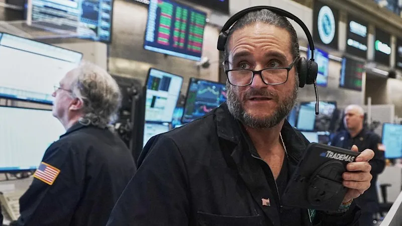 ASX slides lower as oil, bonds weigh on Wall Street