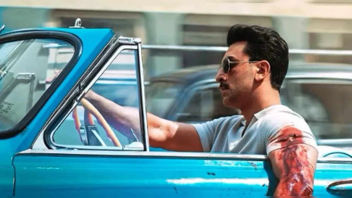 Love & War: Ranbir Kapoor's Blood-Soaked Arm In First Look Poster Sparks Frenzy