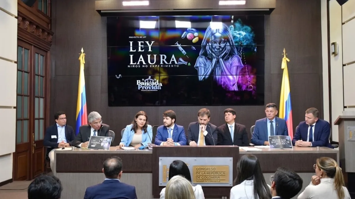 Bancada provida radicó el proyecto ‘Ley Laura’: buscan prohibir cirugías de cambio de sexo en menores de edad