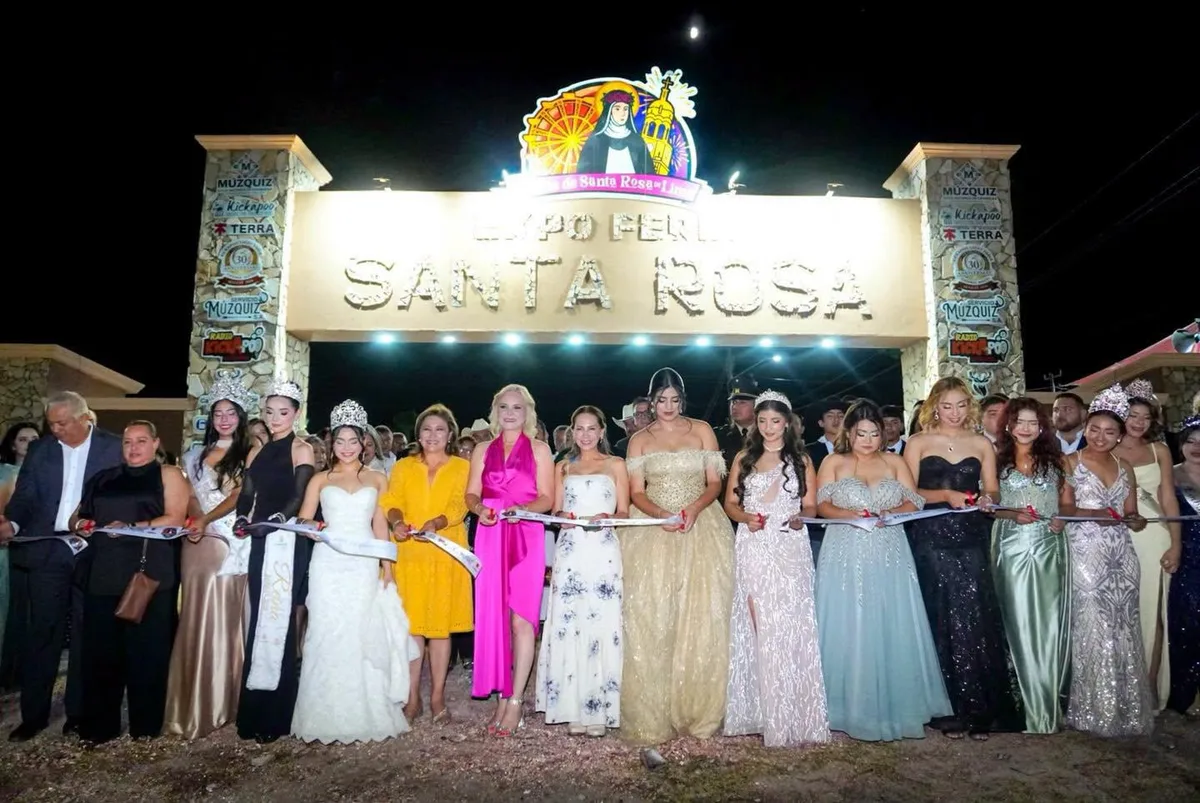 Con la coronación de la reina arranca la Feria de Santa Rosa en Múzquiz, Coahuila