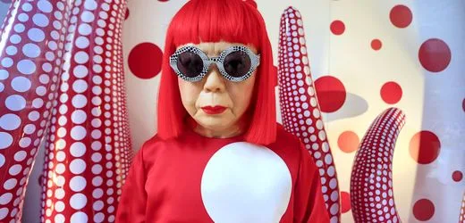 Yayoi Kusama: Sie umarmte das Publikum, sie träumte von der Selbstzerstörung