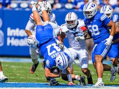 Bear Bachmeier throws 3 TDs as No. 15 BYU beats Arizona 28-17