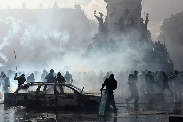 Общенациональная акция протеста во Франции 17 октября. Фоторепортаж