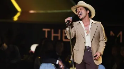 Bruno Mars é o maior showman da atualidade na The Romantic Tour