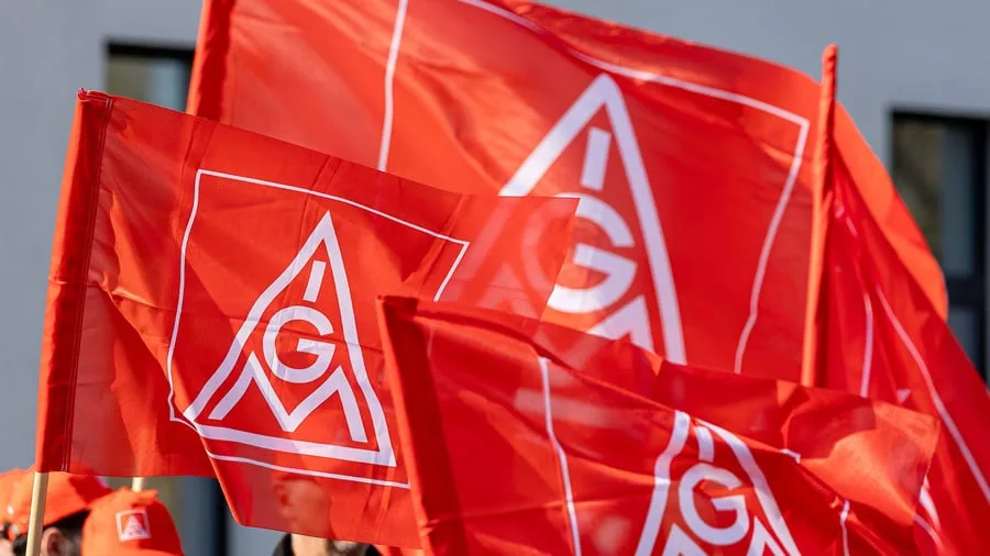 Metall-Tarifrunde: IG Metall fordert fünf Prozent mehr Geld