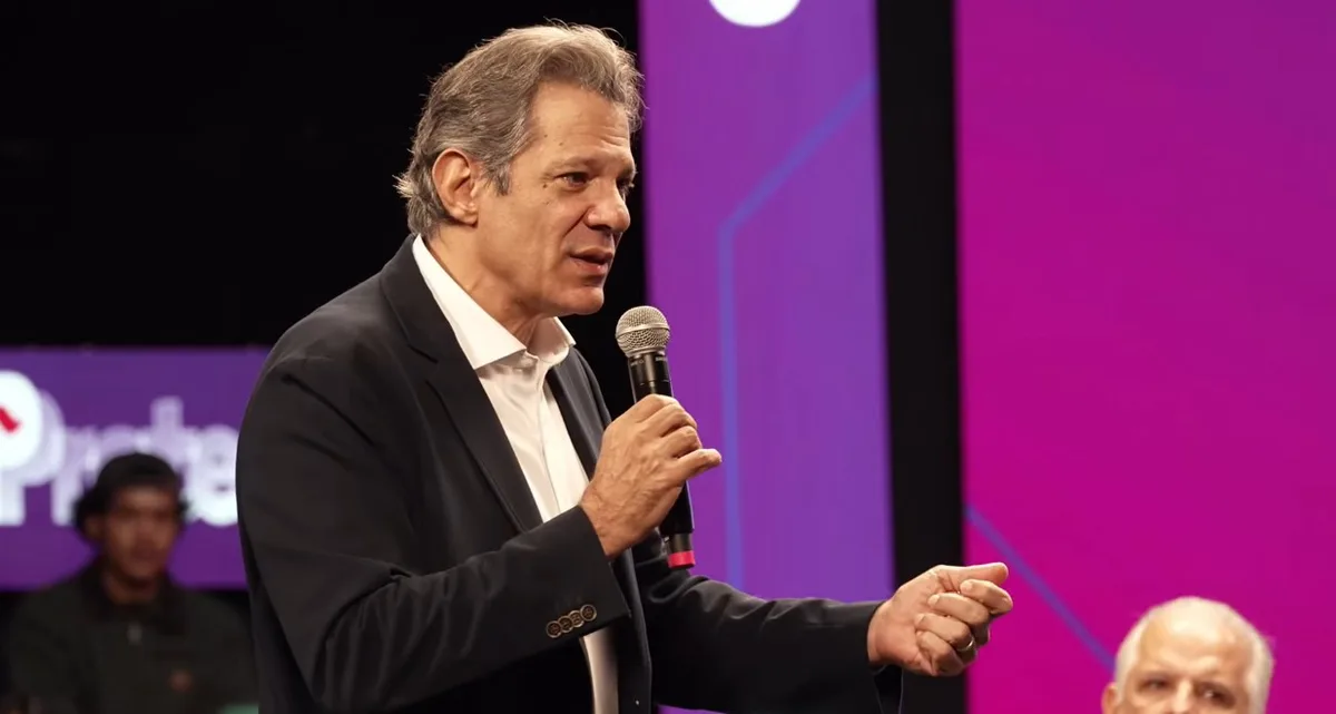 Haddad lança proposta de segurança para SP com aposta em IA, Datena, 'BO no Zap' e gravação ininterrupta de PMs